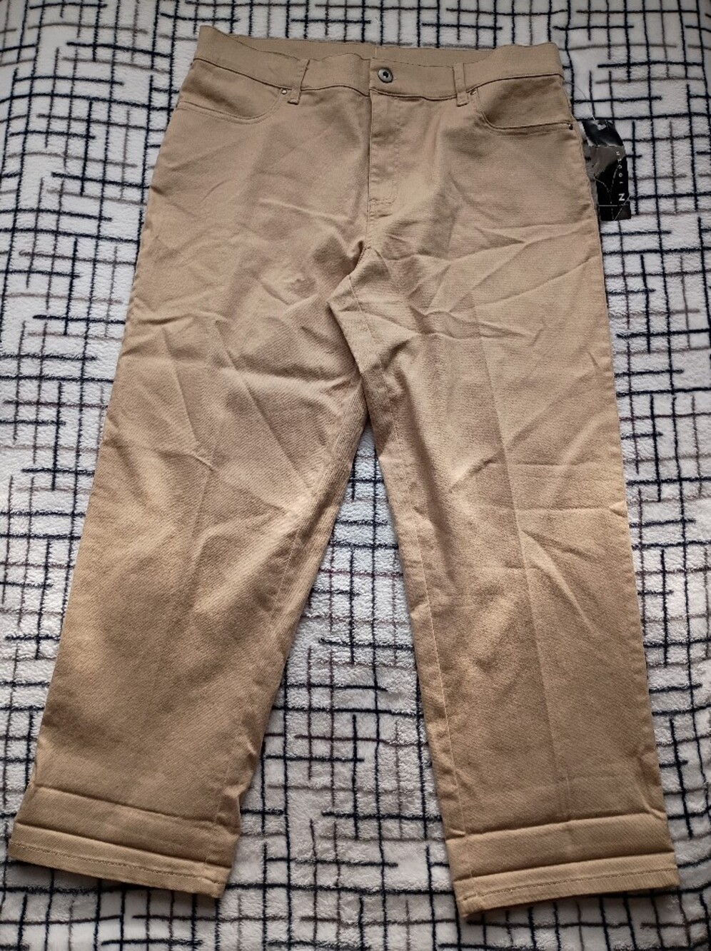 N Touch Women's Size 8 Tan Cropped Pants 24" Inseam NEW WITH TAGS